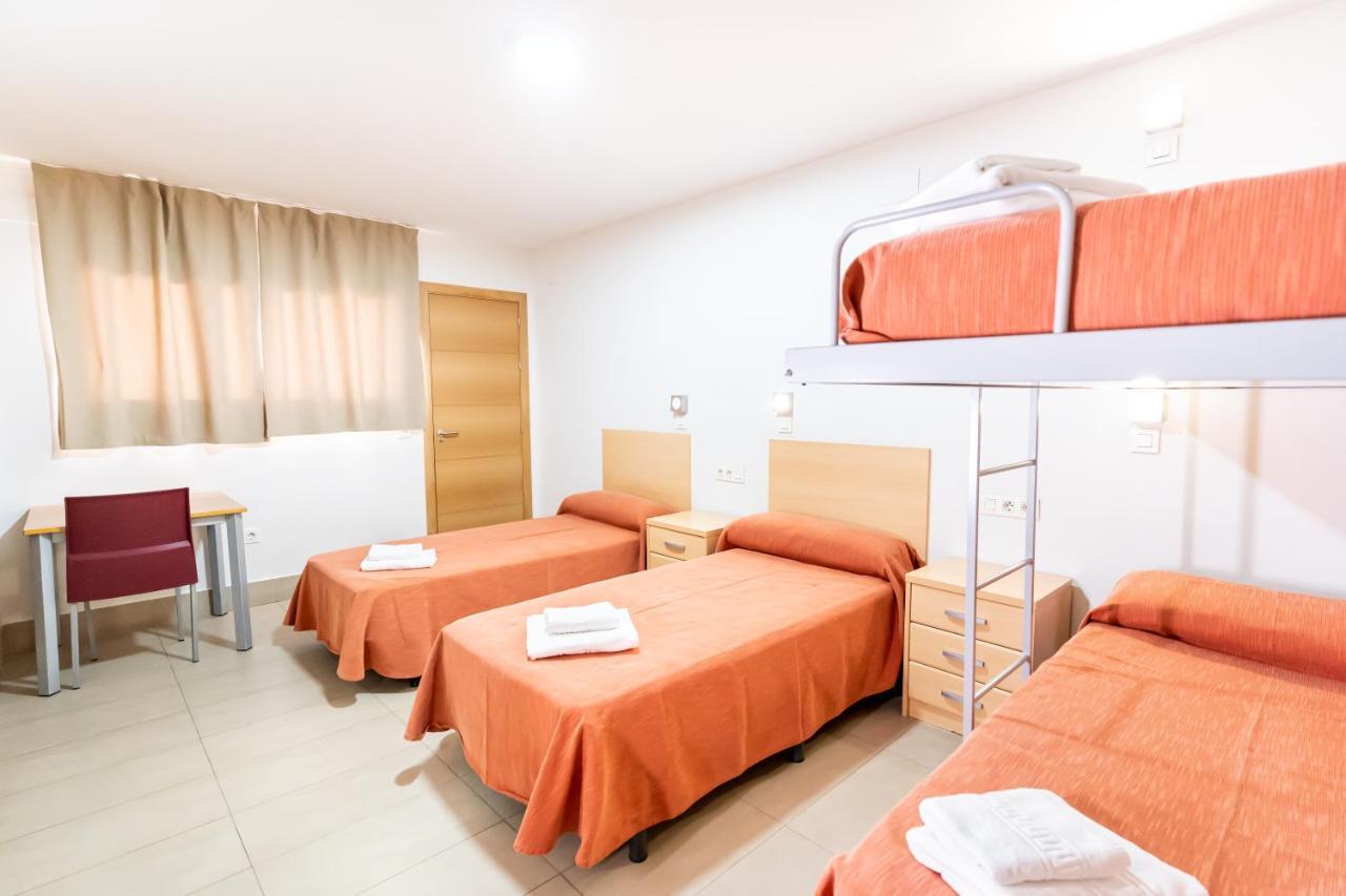 Albergue Inturjoven Sevilla Exterior photo