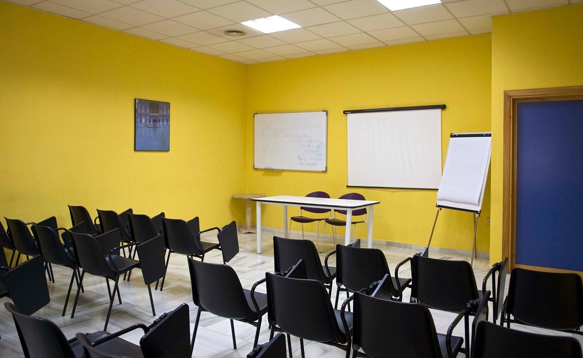 Albergue Inturjoven Sevilla Exterior photo